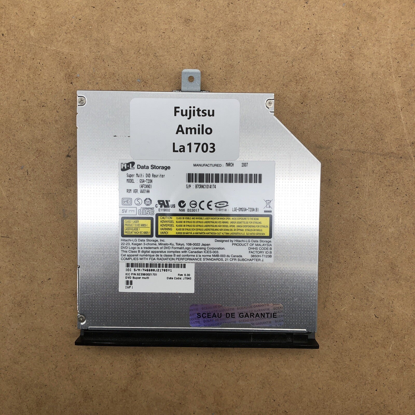 Lecteur/graveur - Fujitsu Amilo La1703