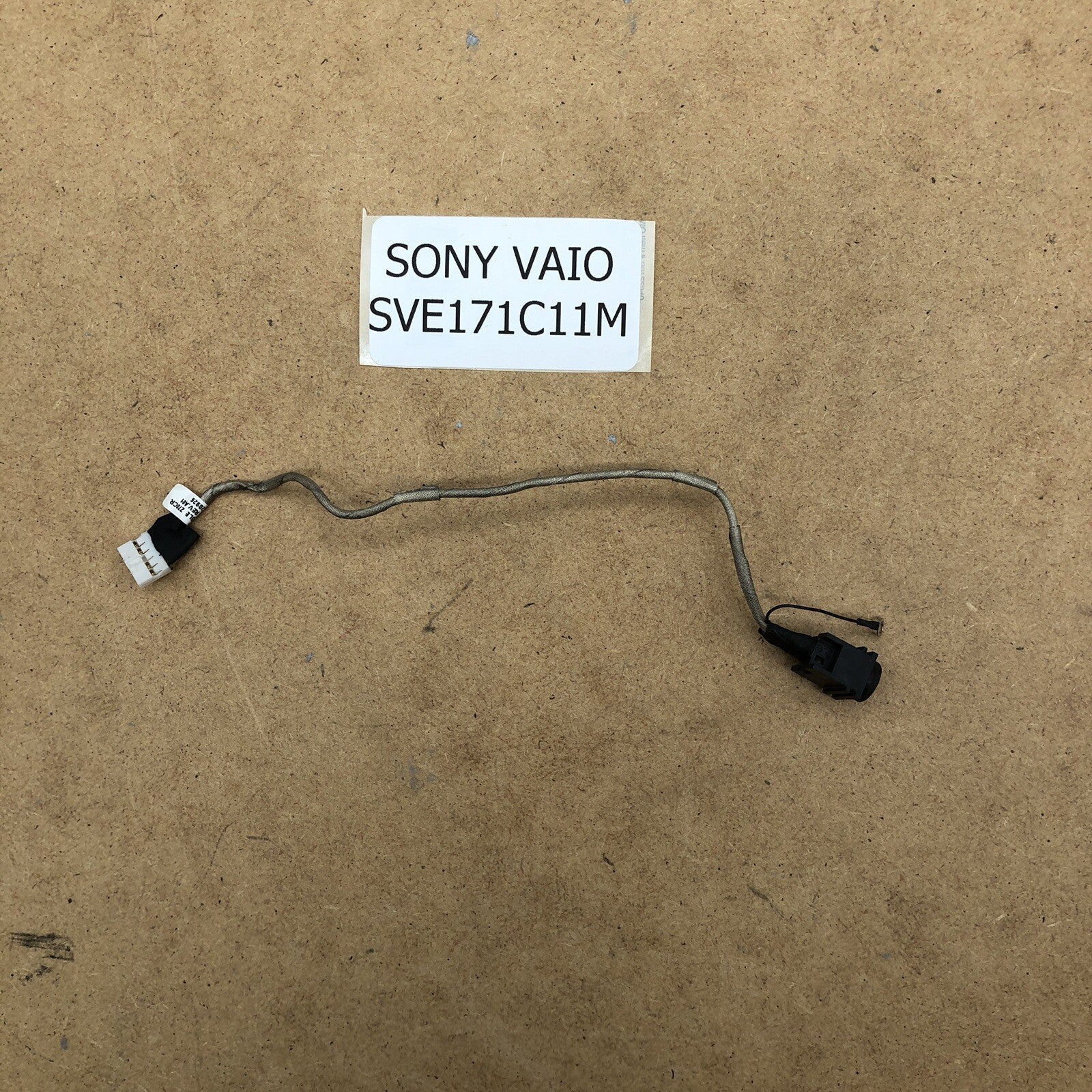 Connecteur de charge - Sony VIAO SVE171C11M