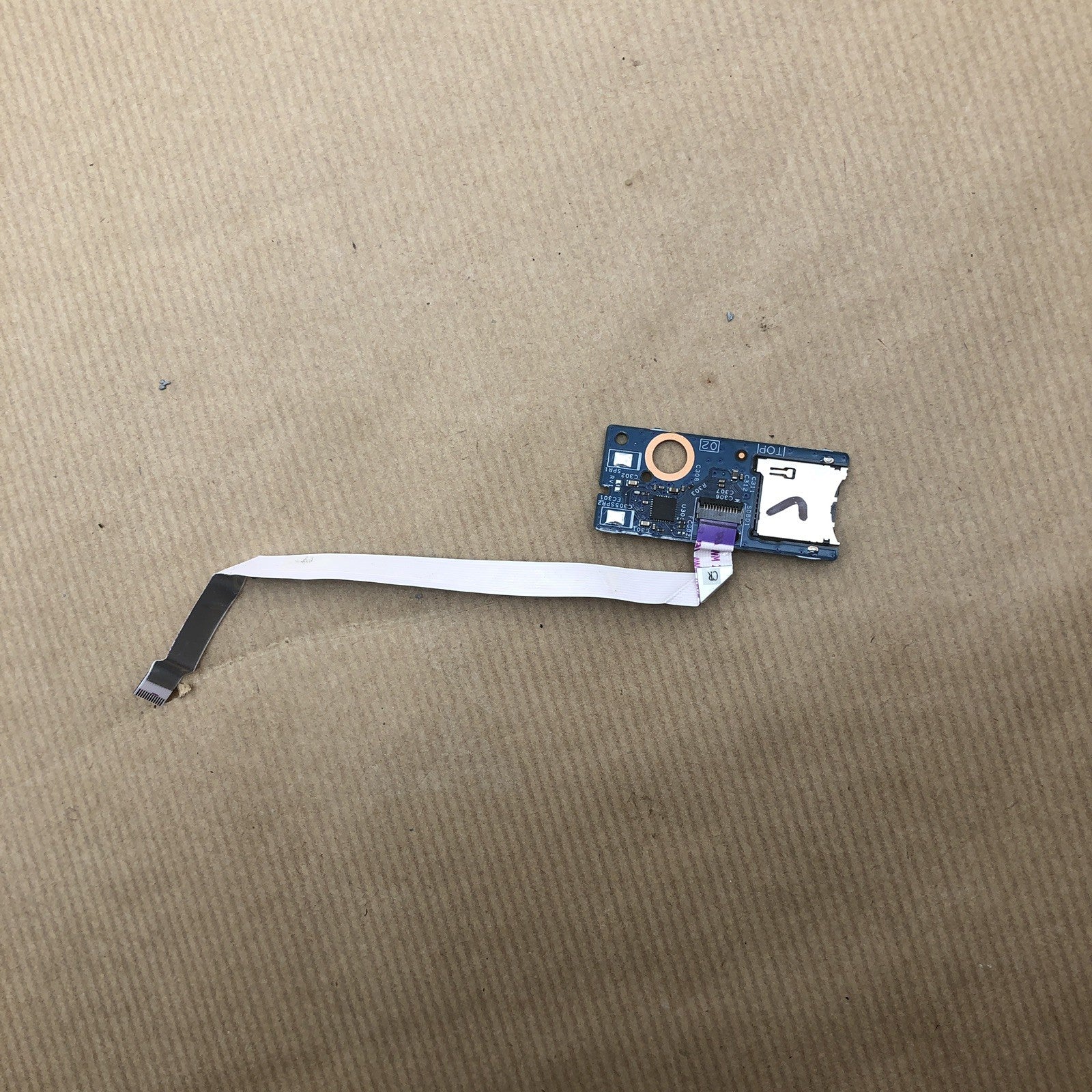 Lecteur carte SD - HP Envy X360 13-ag0999nf