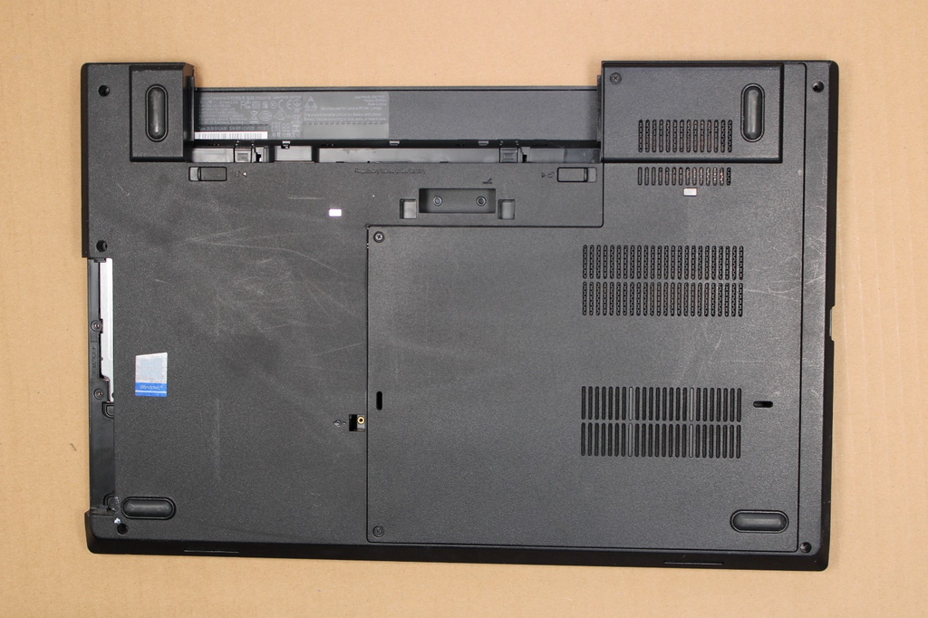 Plasturgie - Lenovo L570 (3)