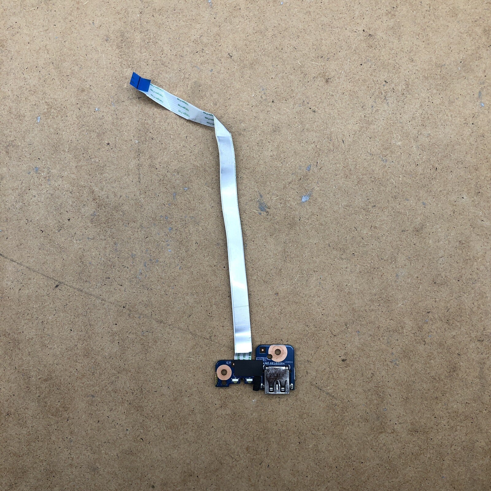 Connecteur USB - HP  14-am023nf