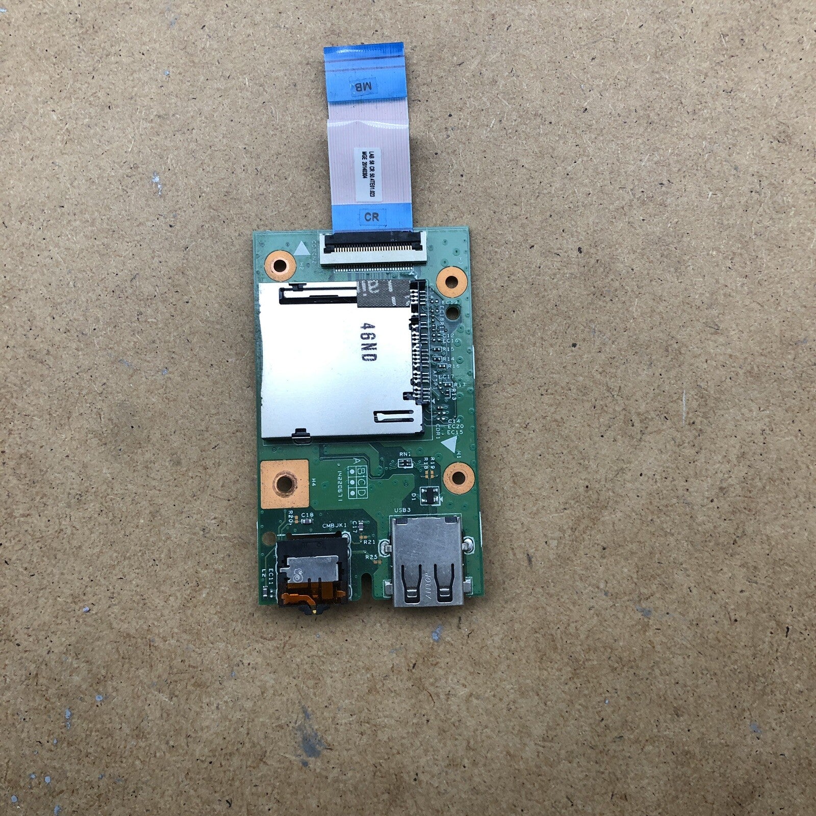 Cartes USB - Lenovo B590