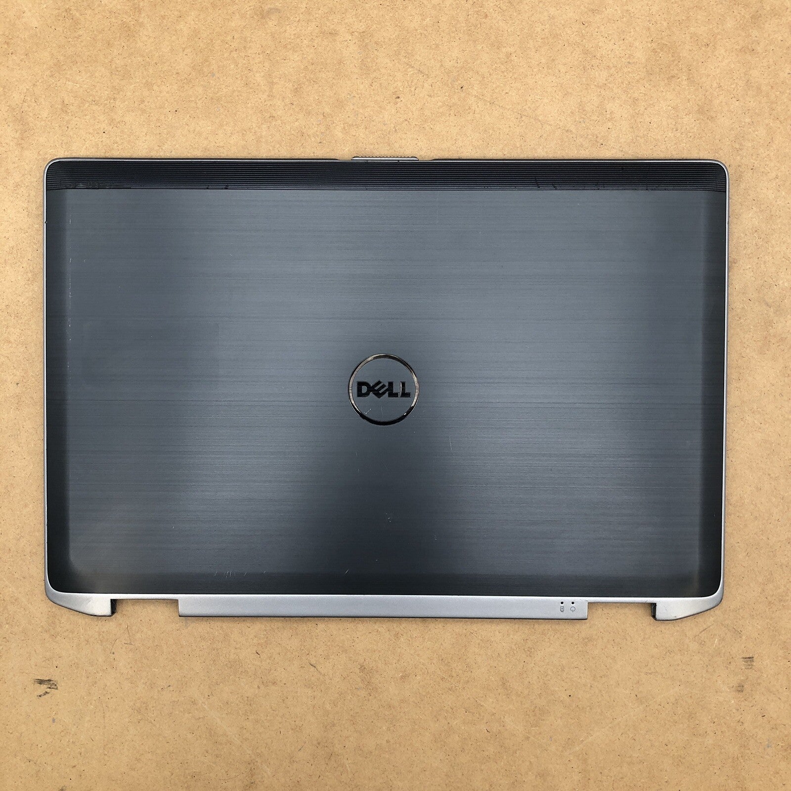 Capot arrière - Dell Latitude E6520