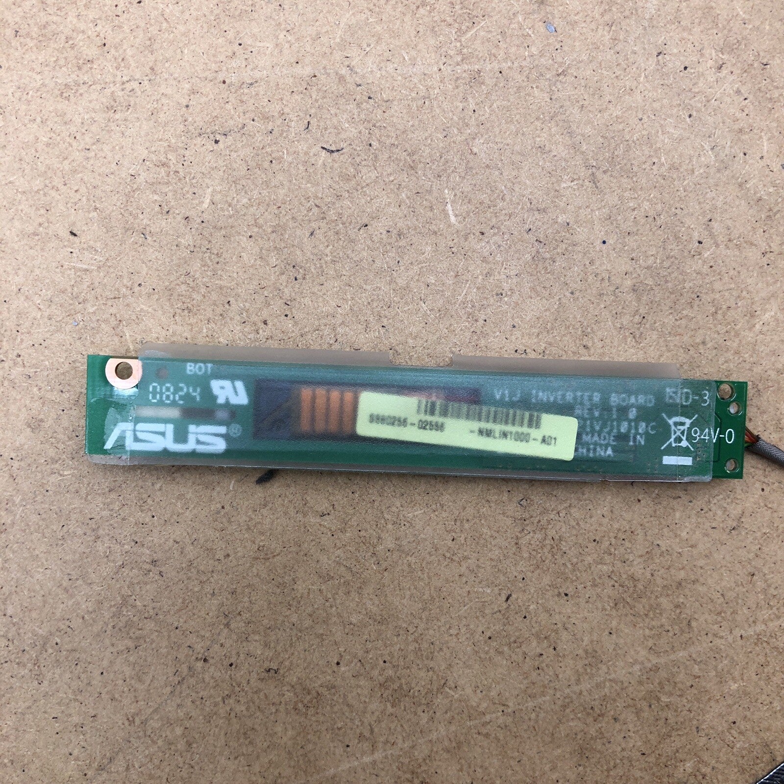 Connecteur écran avec webcam et micro - Asus X57V