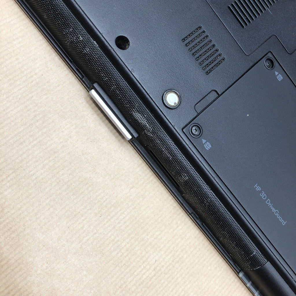 Plasturgie complète - HP Elitebook 8440P (4)