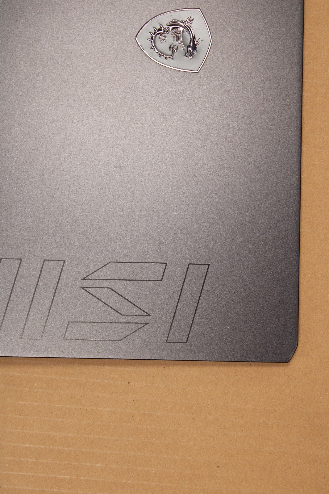 Capot complet avec écran - MSI RAIDER GE77HX