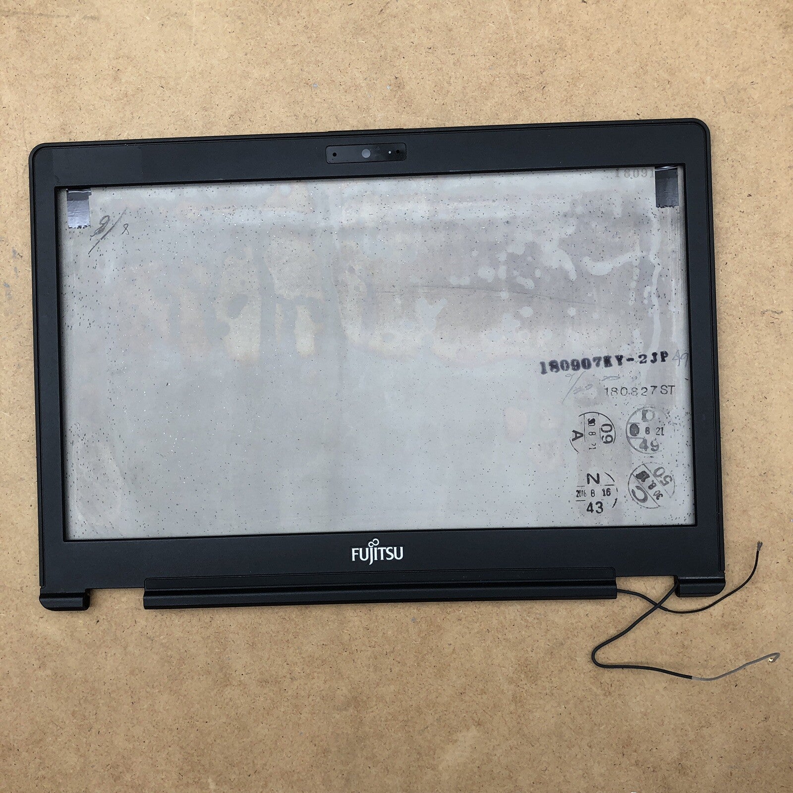 Capot - Fujitsu Lifebook u727