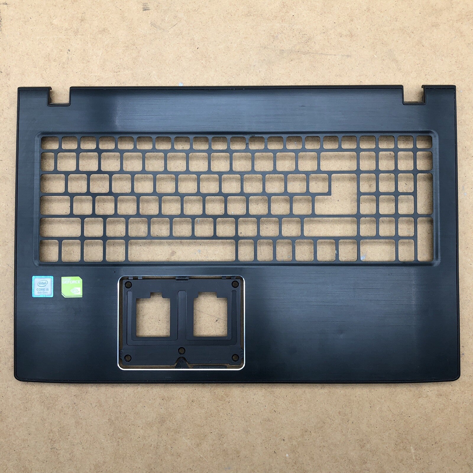 Plasturgie dessus - Acer E5-576G