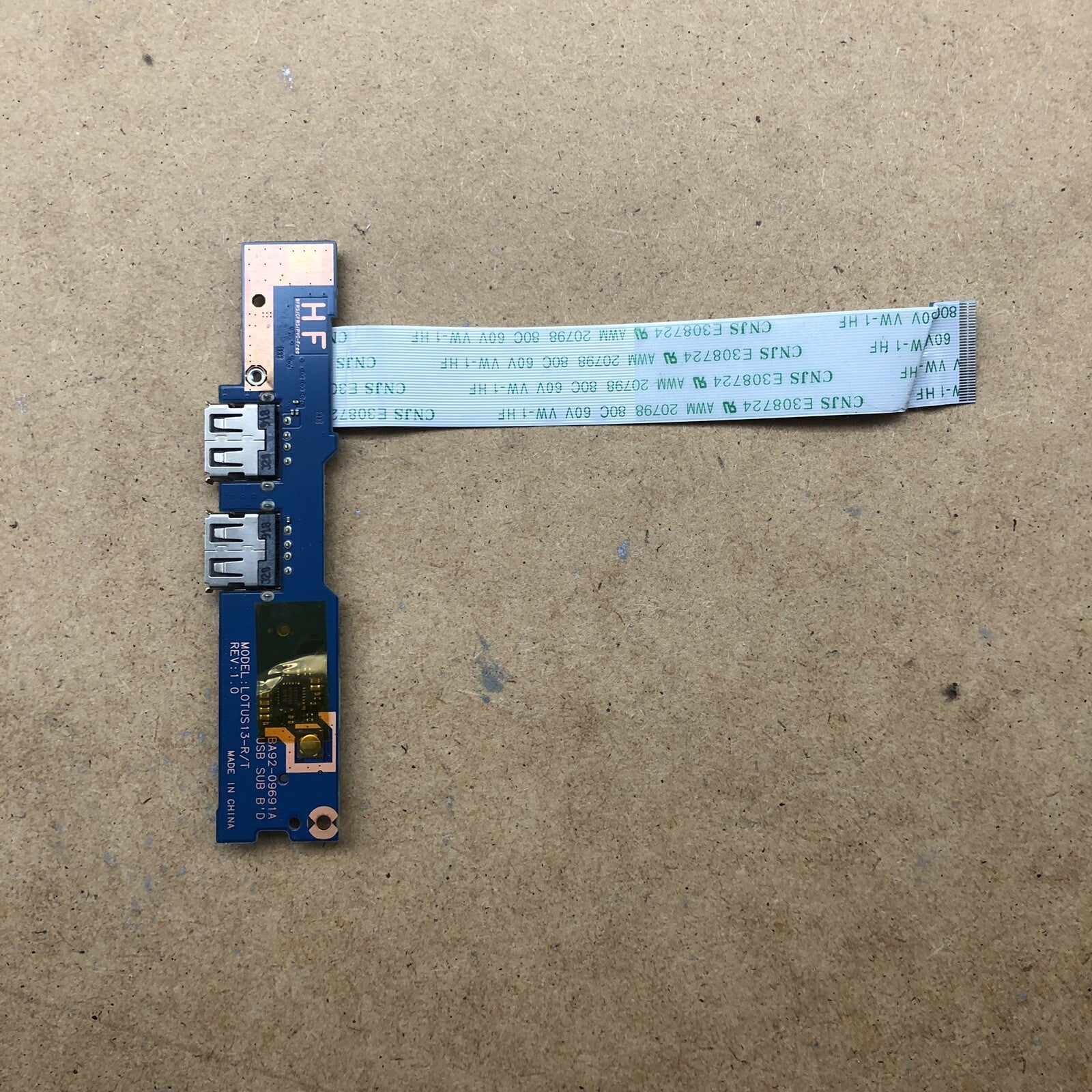Carte USB avec bouton power - Samsung Notebook Série 5 ultra 532U