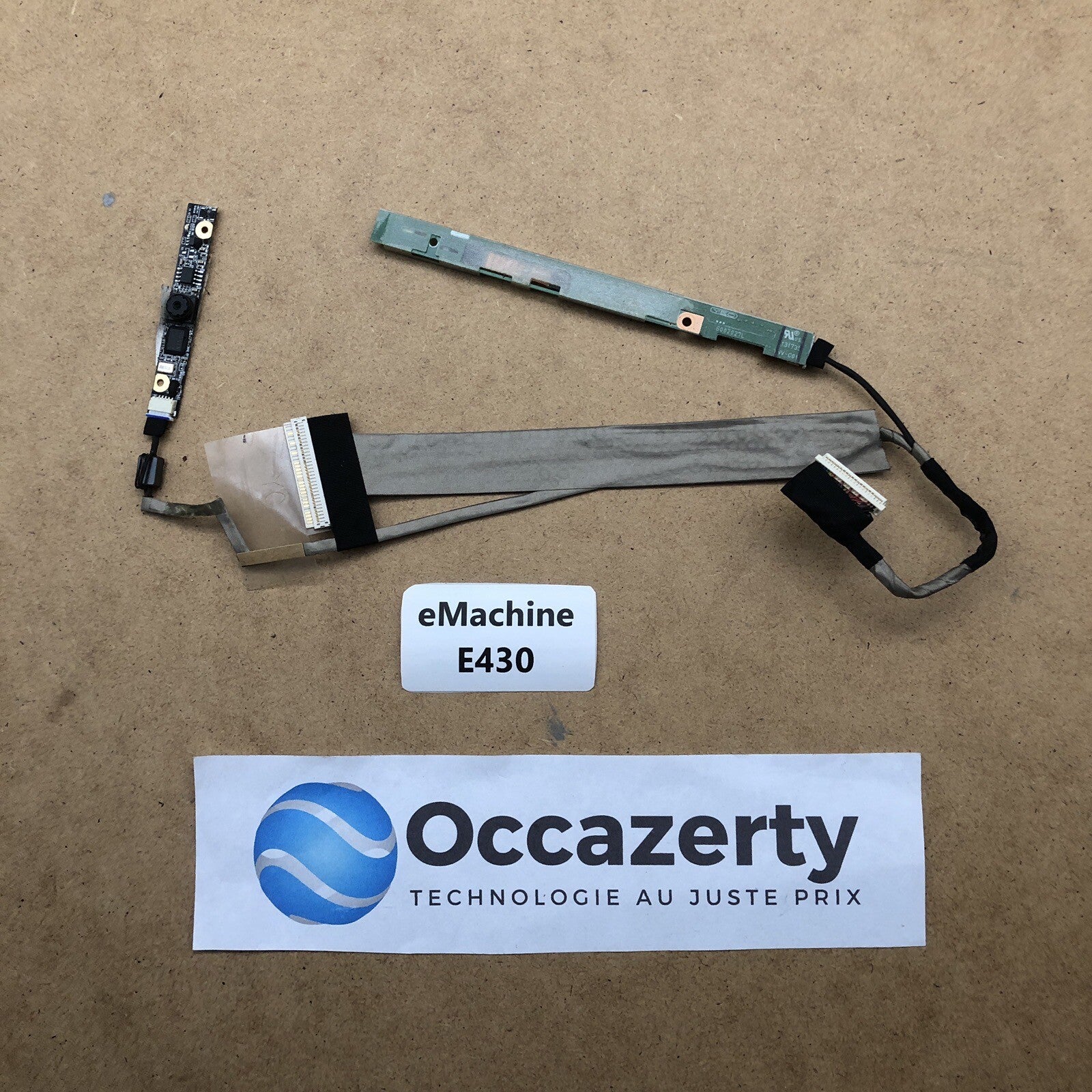 Connecteur écran + webcam - eMachine E430