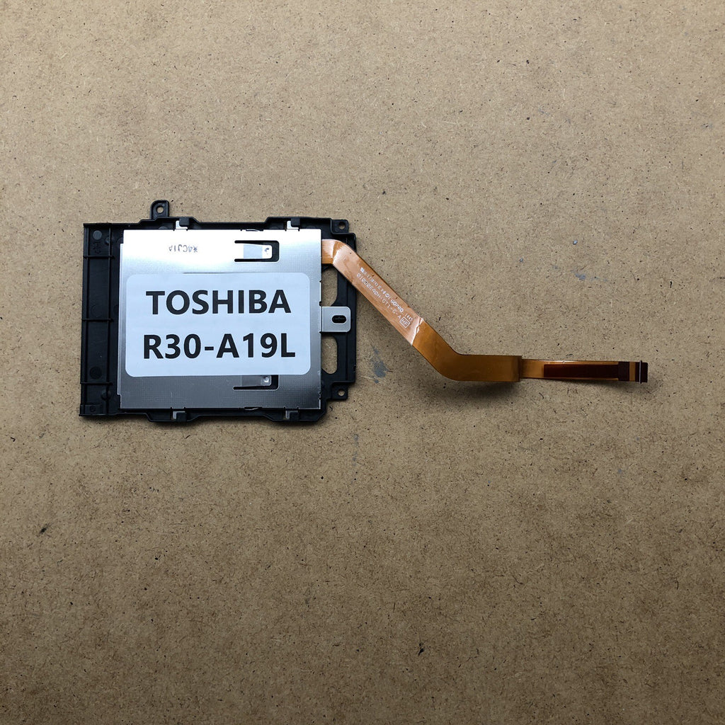 Lot lecteur de cartes SD/SIM etc.. - Toshiba PORTEGE R30-A19L