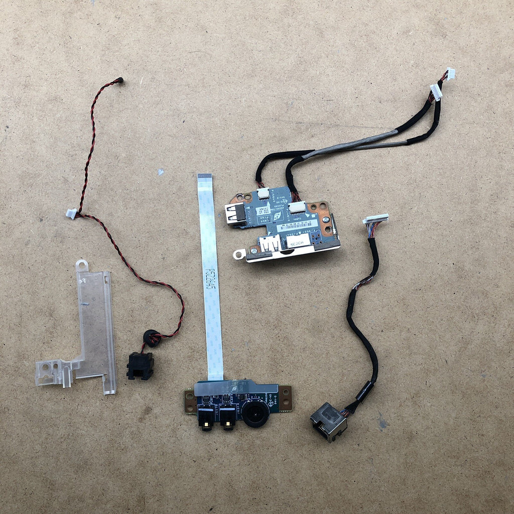Lot de connecteurs USB/Jack/Ethernet - Toshiba Tecra A3X