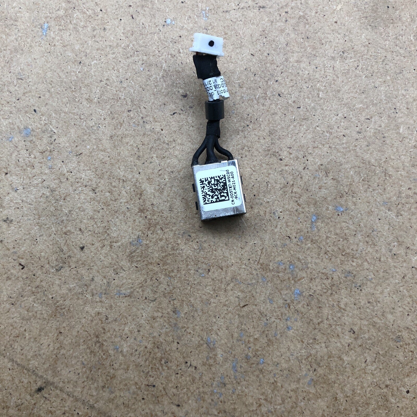 Connecteur de charge - Dell Latitude 5300