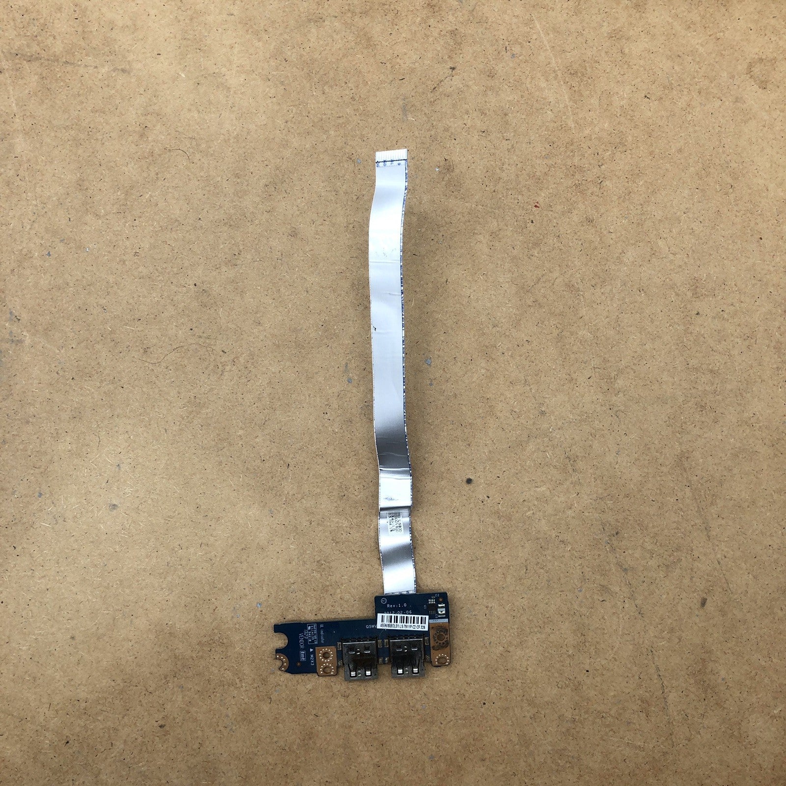 Connecteur USB - Acer E1-571G