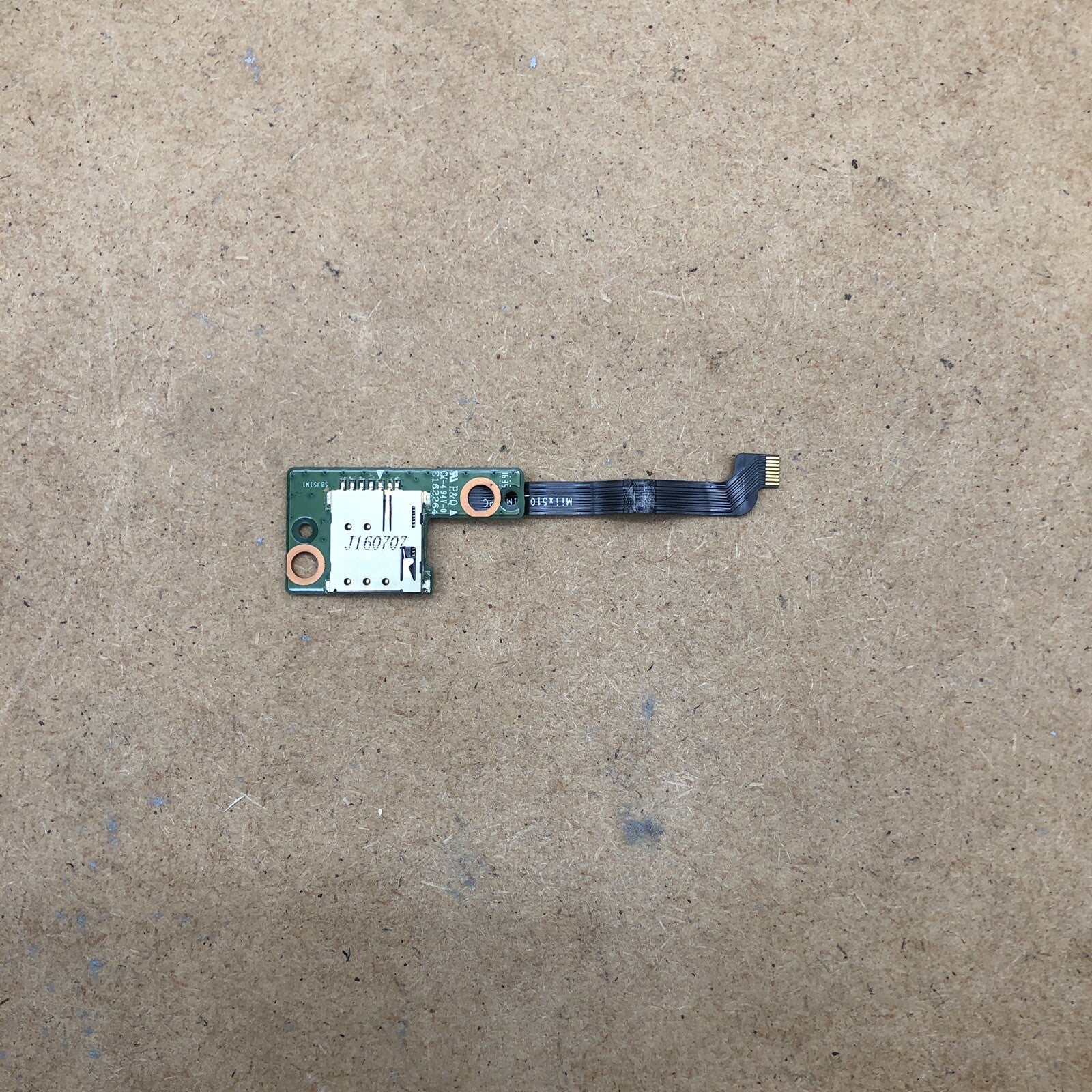 Lecteur carte SIM - Lenovo MIIX 510-12ISK