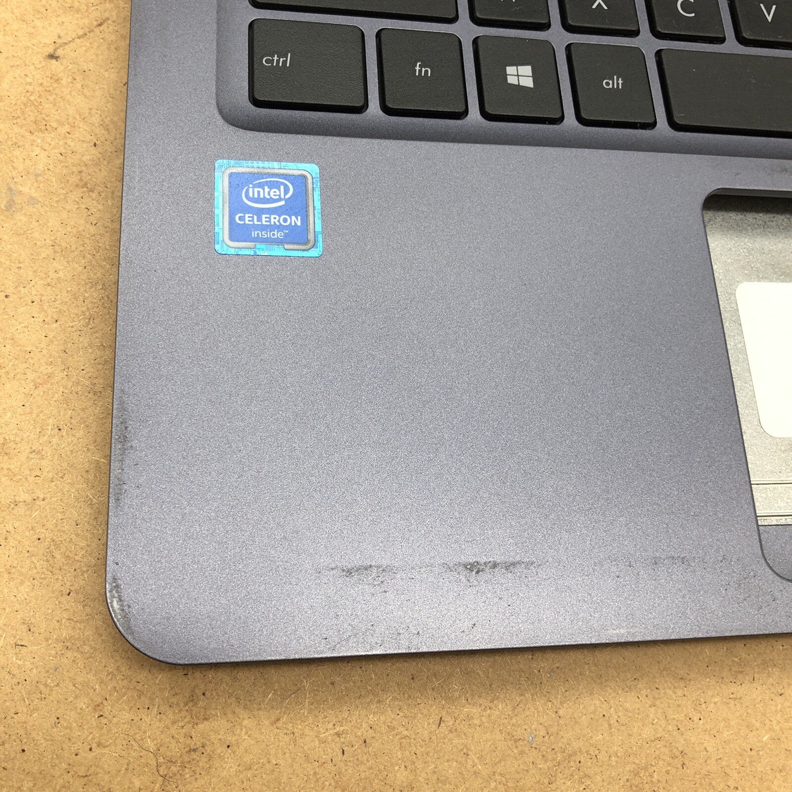 Plasturgie avec clavier azerty - Asus E406S
