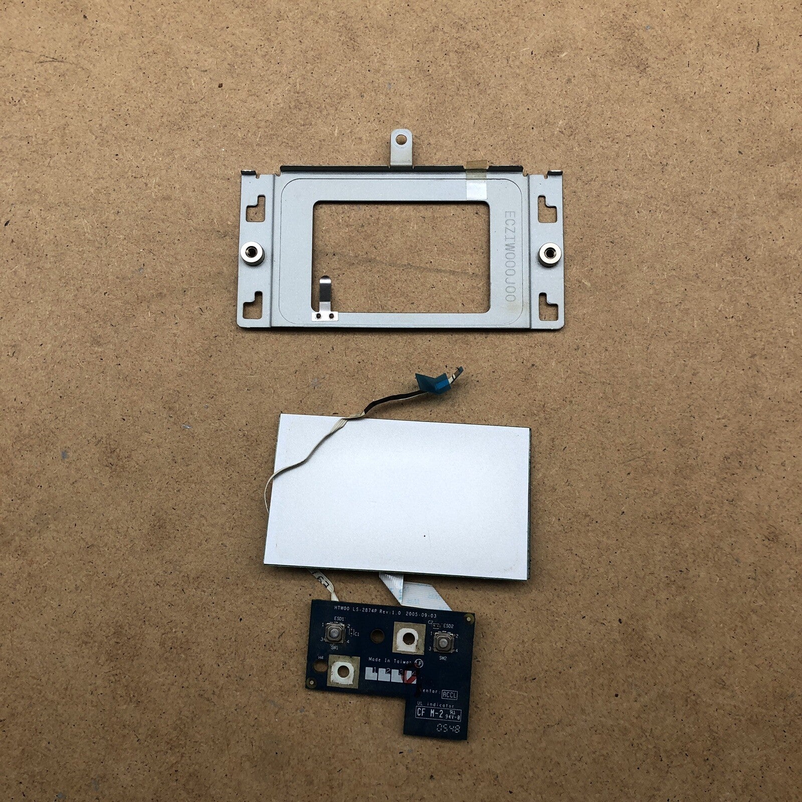 Touchpad avec support - Toshiba Satellite M70-168