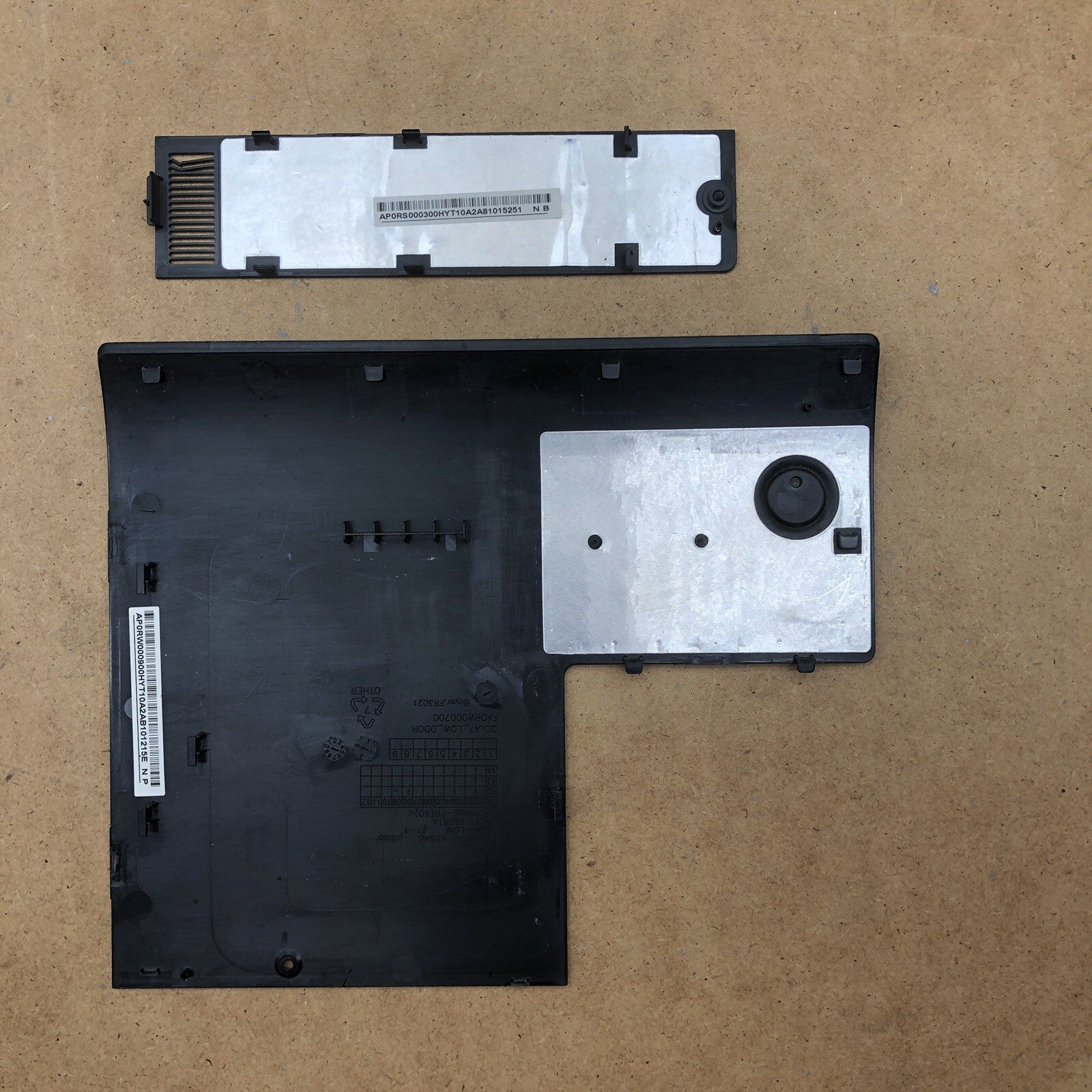 Capots de service - Samsung Notebook NP350E7C-S0AFR