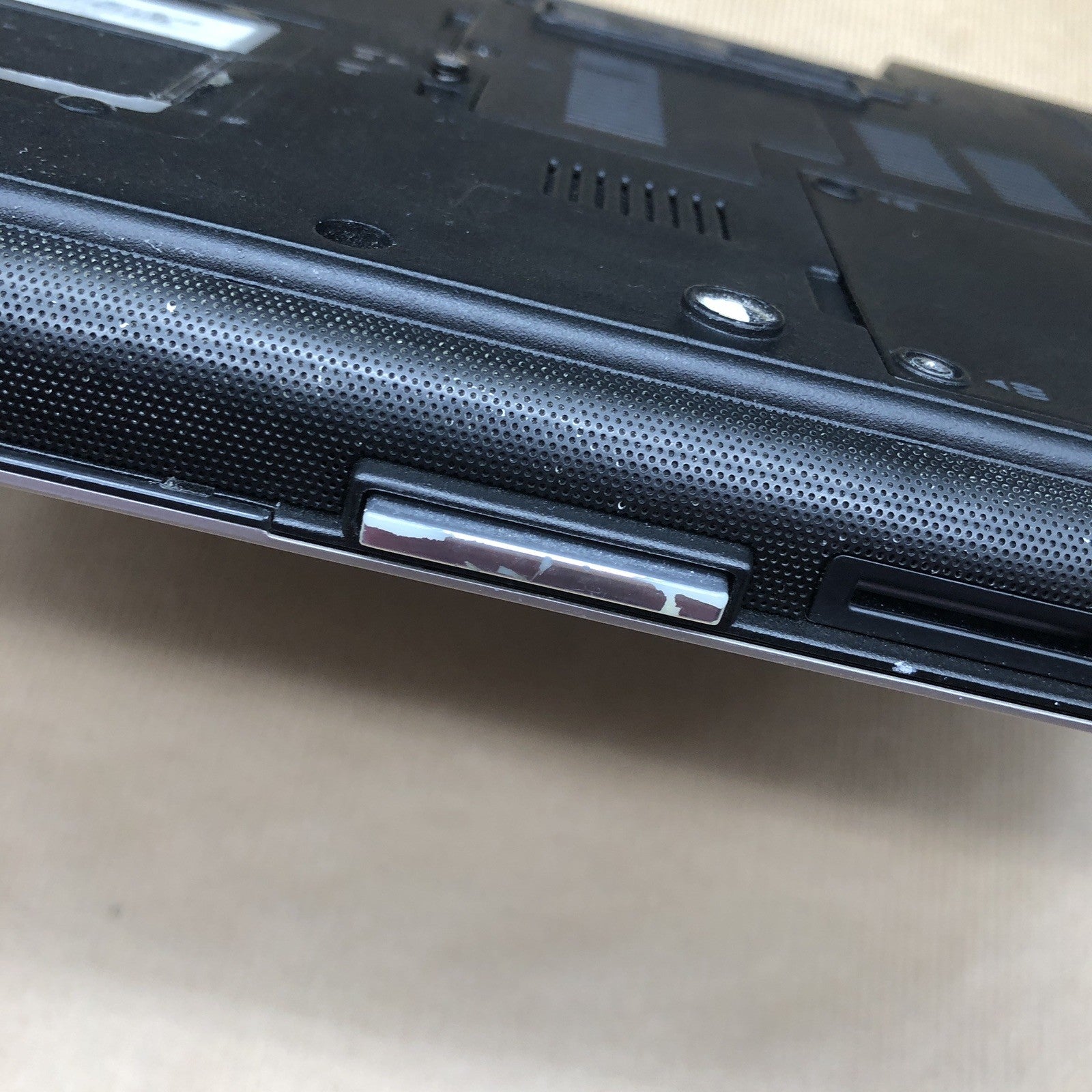 Plasturgie Basse  - HP Elitebook 8440P (2)