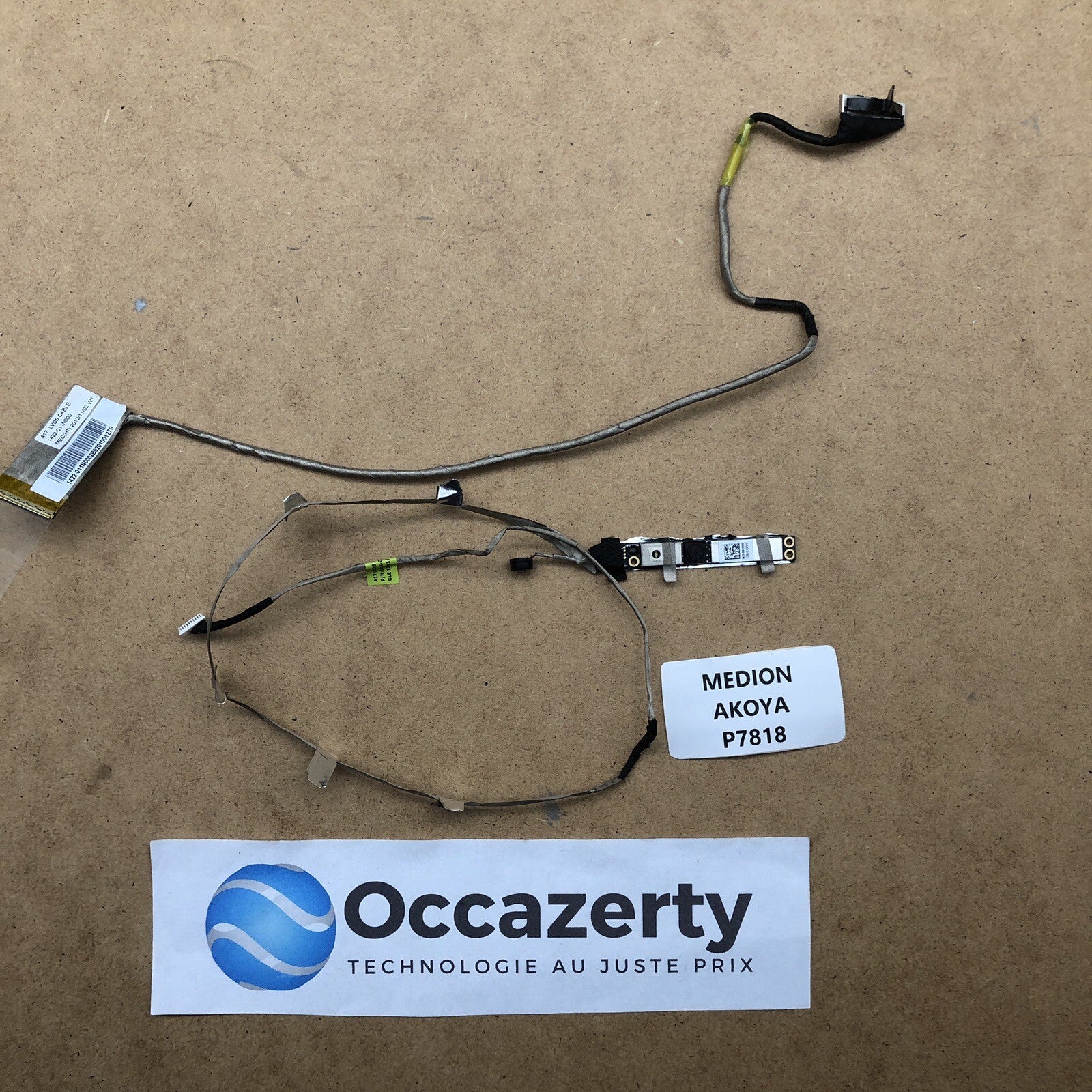 Connecteur écran + webcam - Médion AKOYA P7818