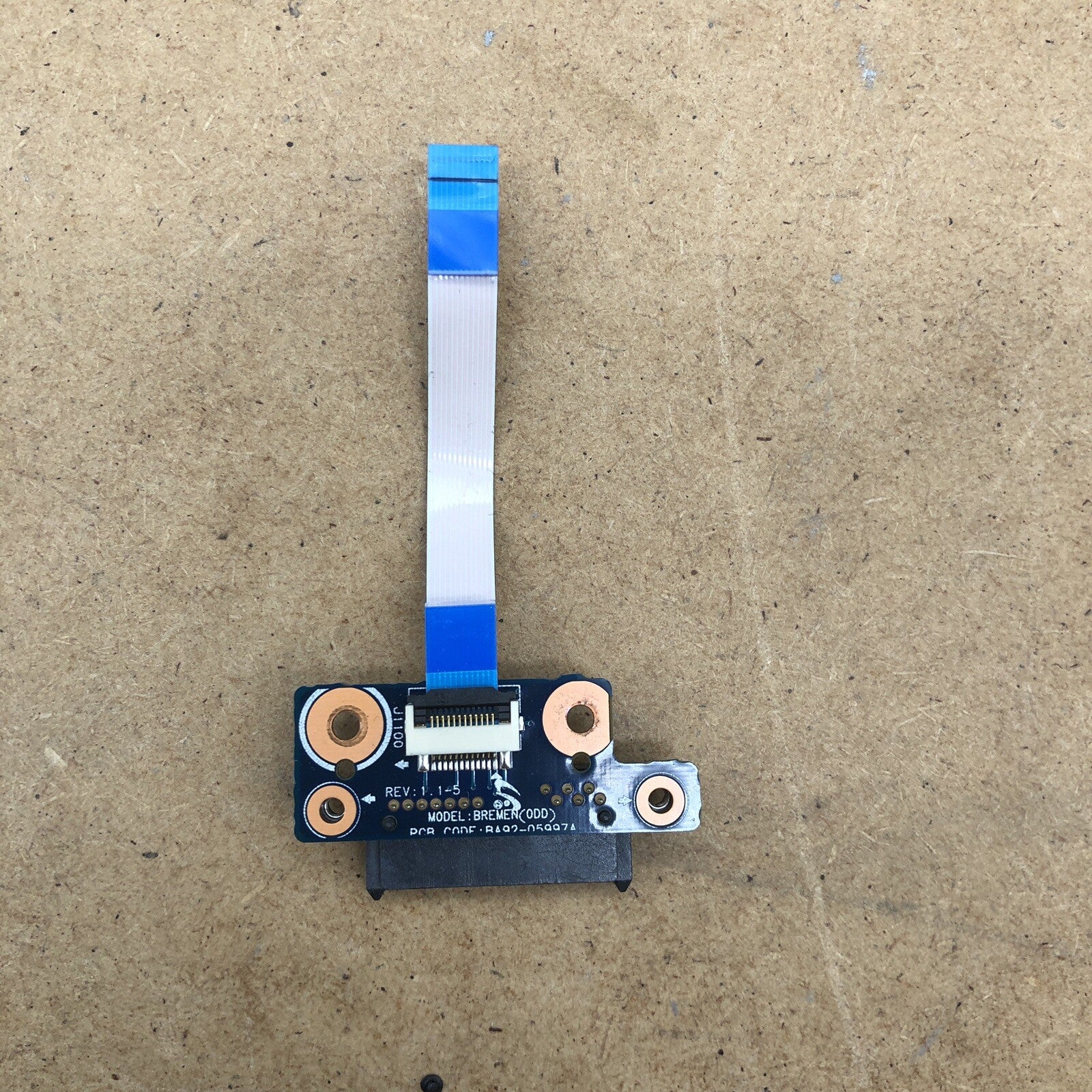 Connecteur lecteur/graveur DVD - Samsung R730