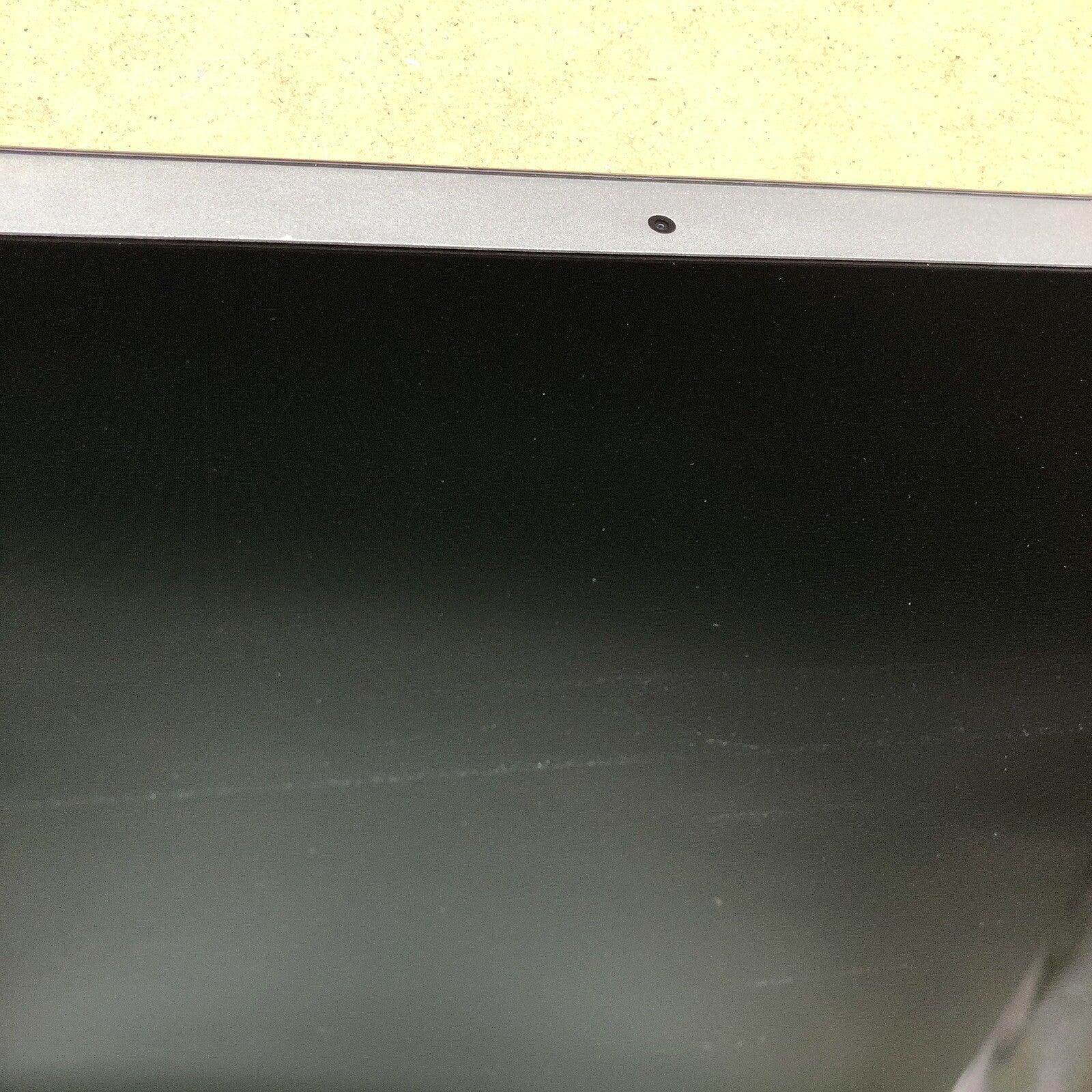 Capot complet avec écran - Macbook Air A1466 (1)