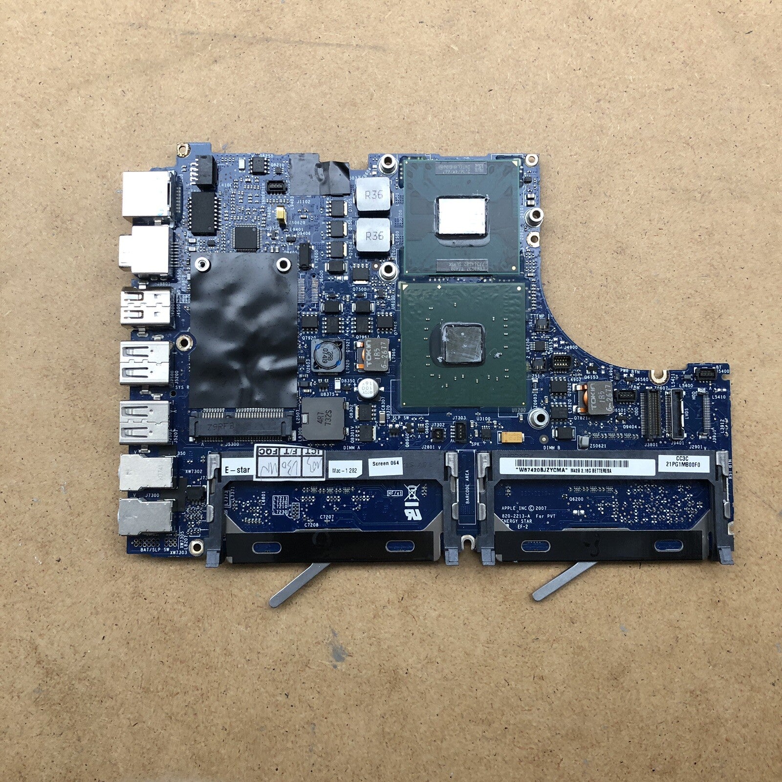 Carte mère - MacBook A1181