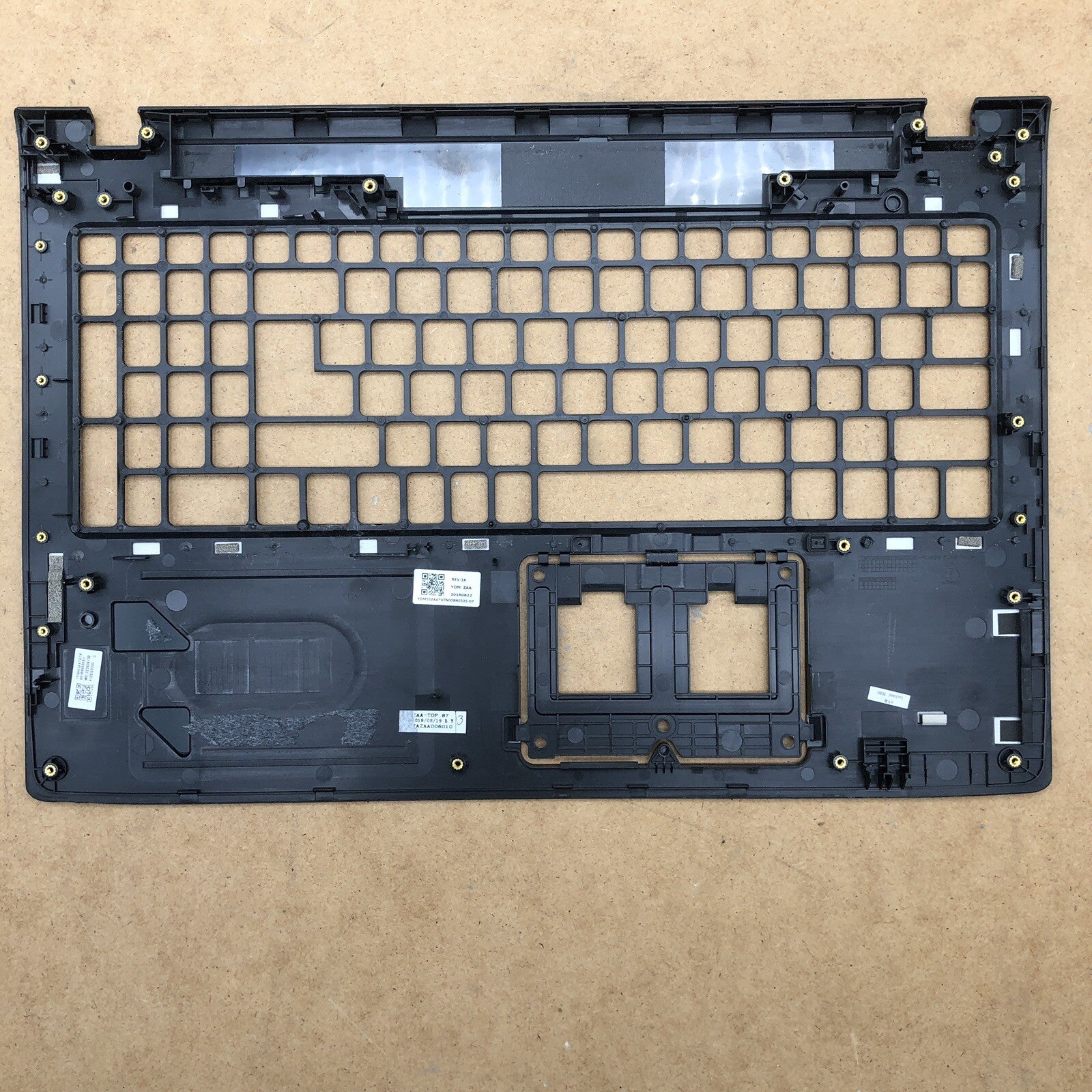 Plasturgie dessus - Acer E5-576G