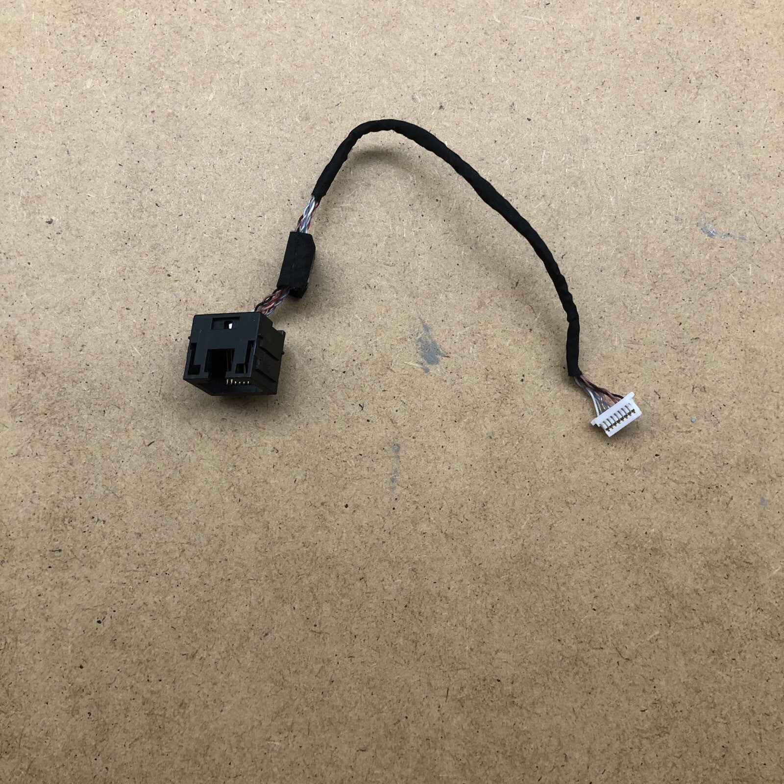 Connecteur Ethernet - Toshiba PORTEGE R30-A19M