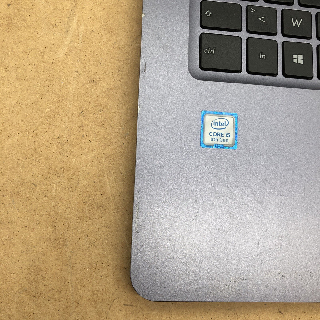 Plasturgie avec clavier azerty - Asus R520U