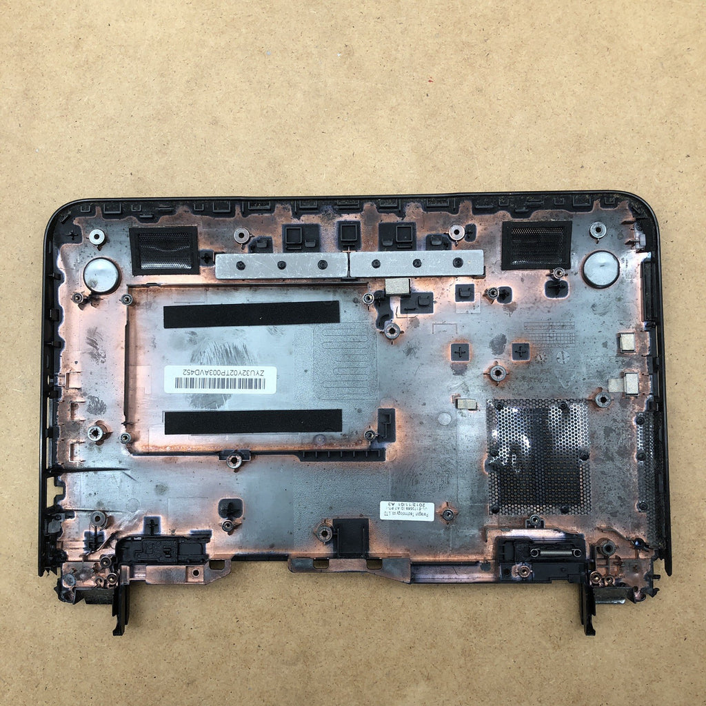 Plasturgie dessous - HP 10-029SF