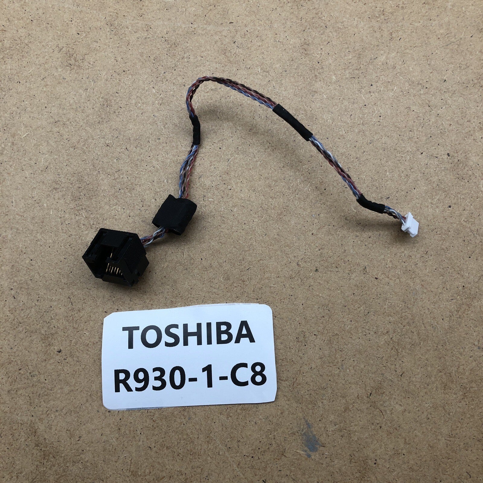 Connecteur Ethernet - Toshiba PORTEGE R930-1 C8