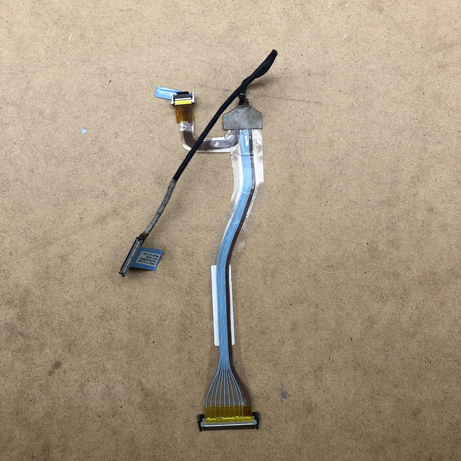 Connecteur écran - Dell inspiron 9400 - PP05XB
