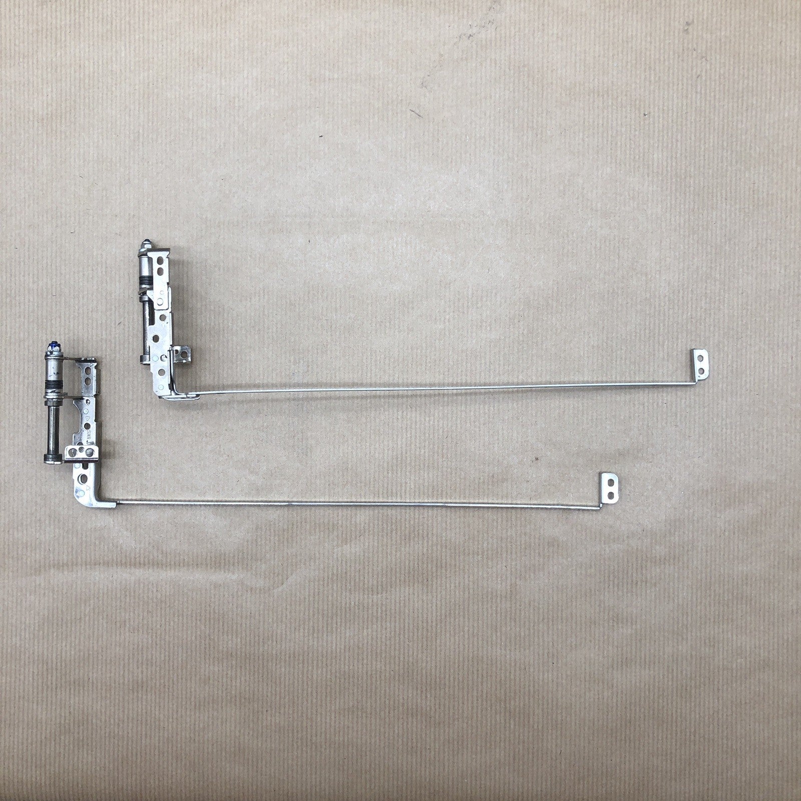 Charnières - HP DV7-3010sf