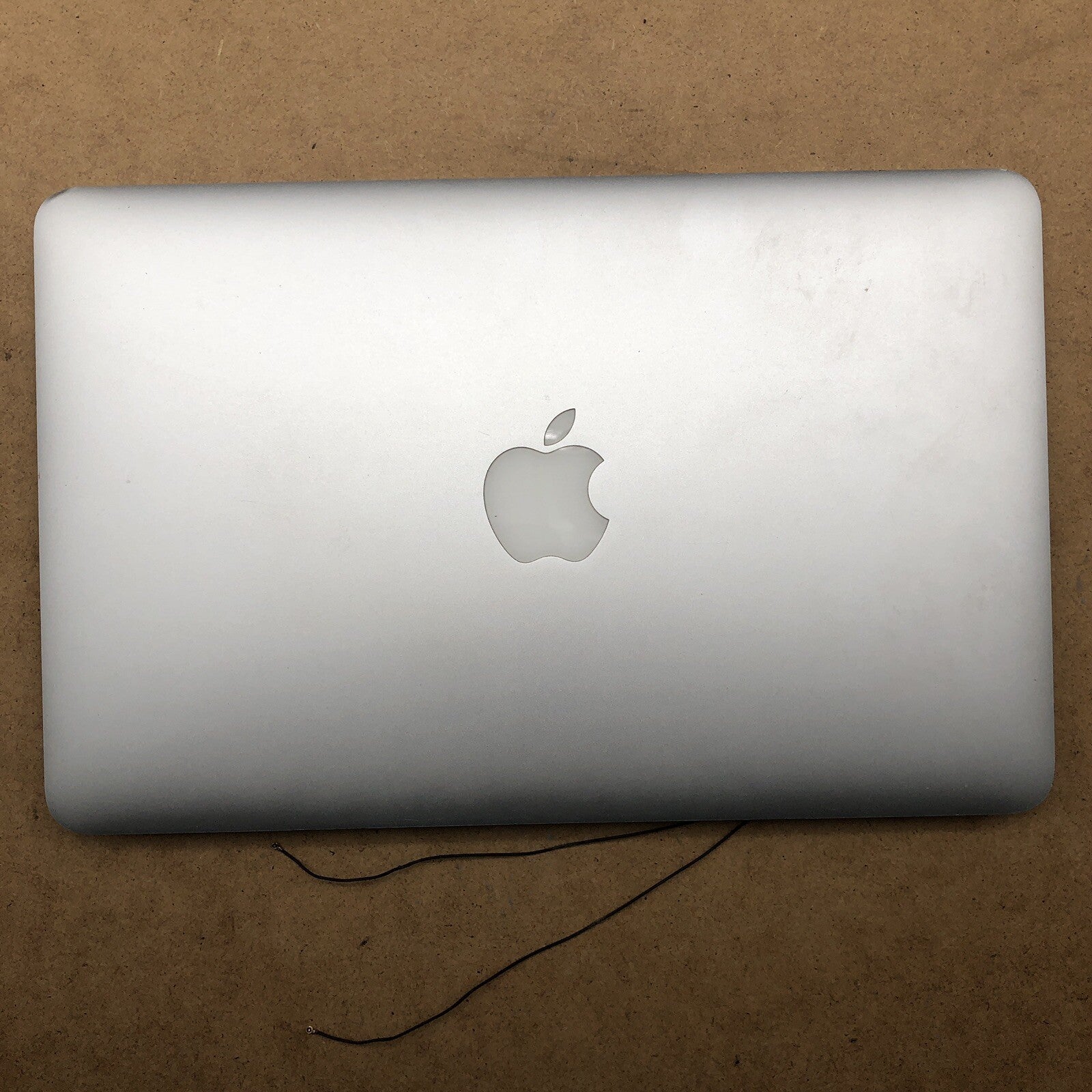 Capot complet avec écran - Macbook Air A1465