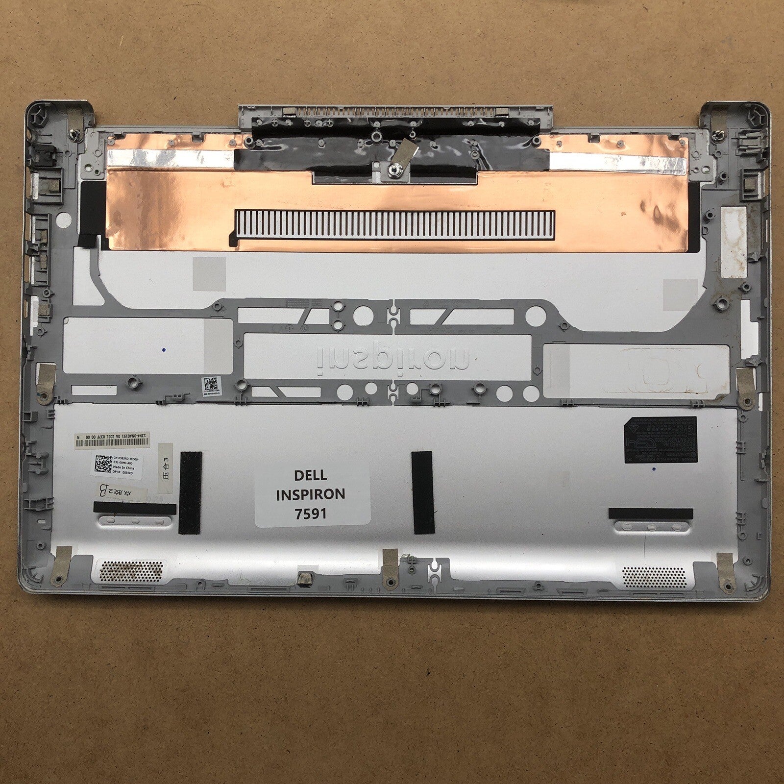 Plasturgie basse dessous - Dell inspiron 7591