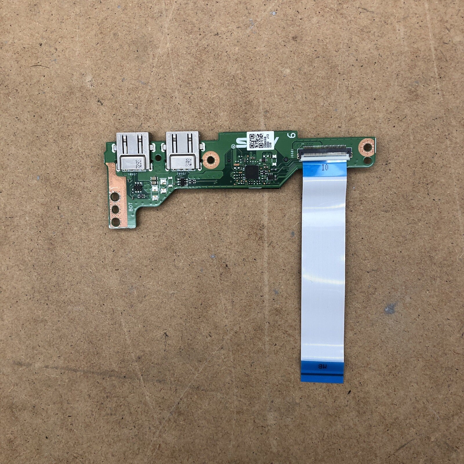 Carte USB - Asus R520U