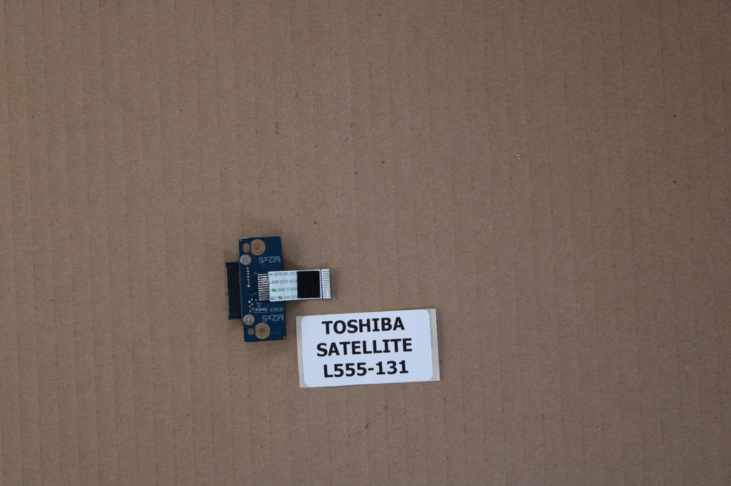 Connecteur sata - Toshiba Satellite L555-131
