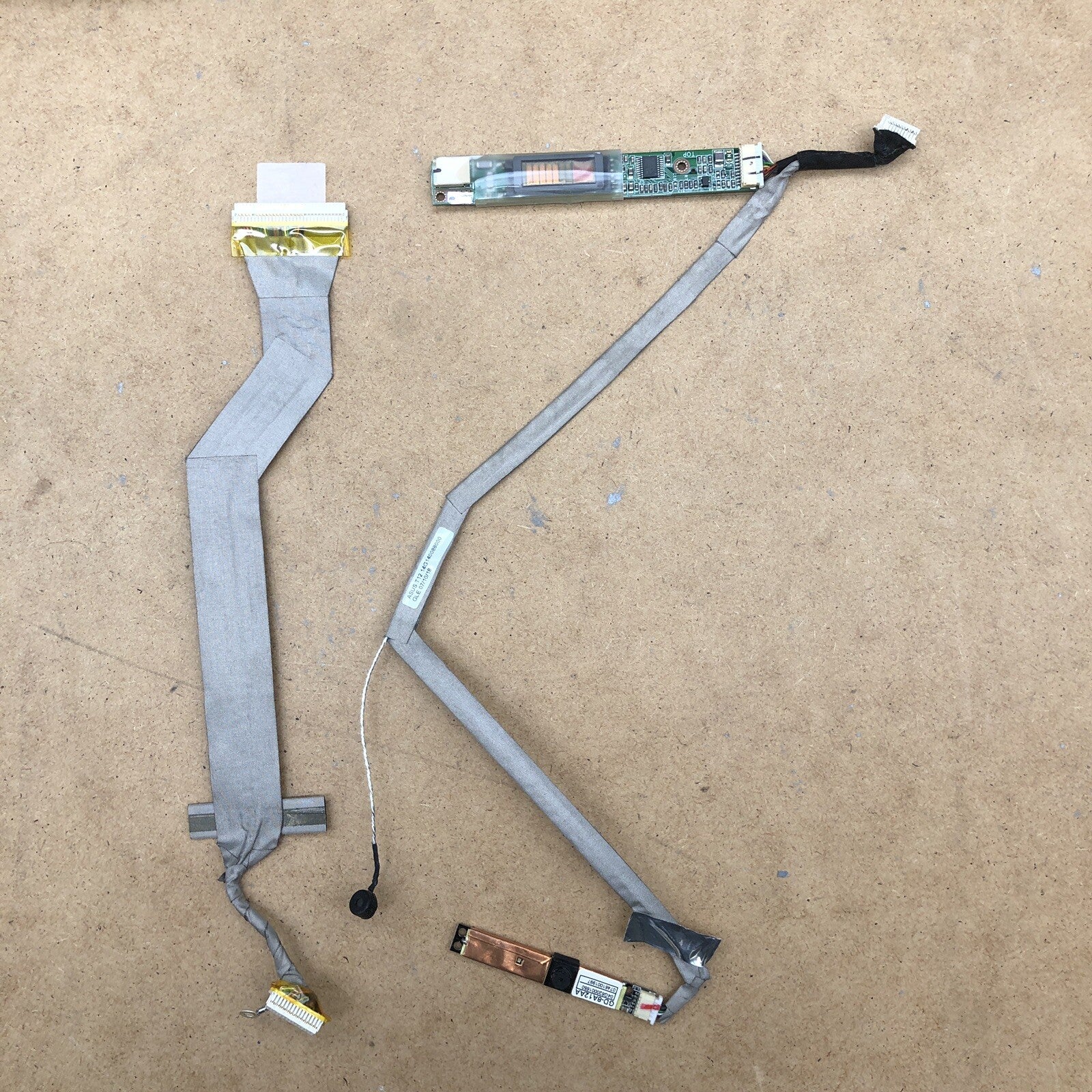 Connecteur écran avec webcam - Packard Bell ALP-AJAX C3