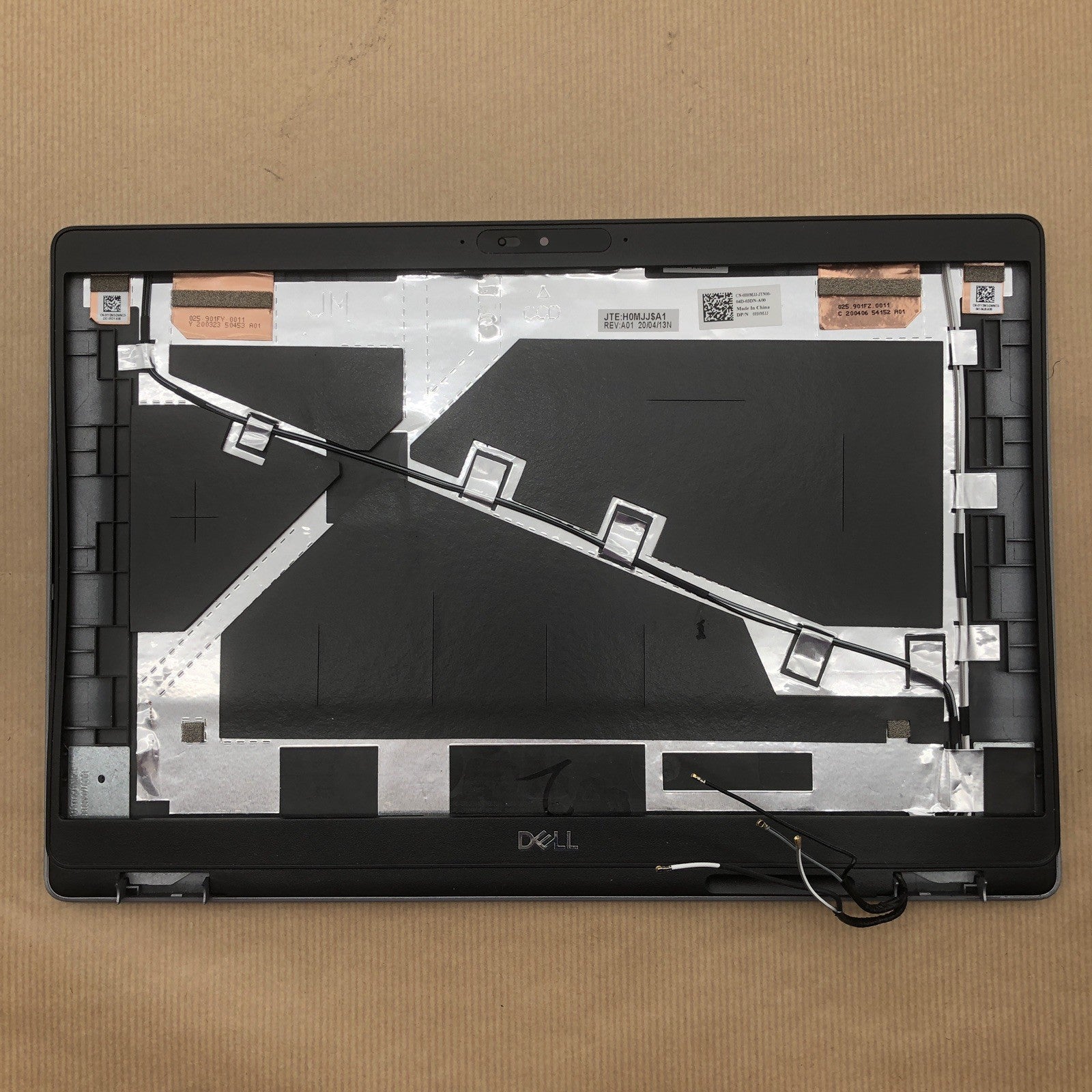 Capot - DELL Latitude 5310