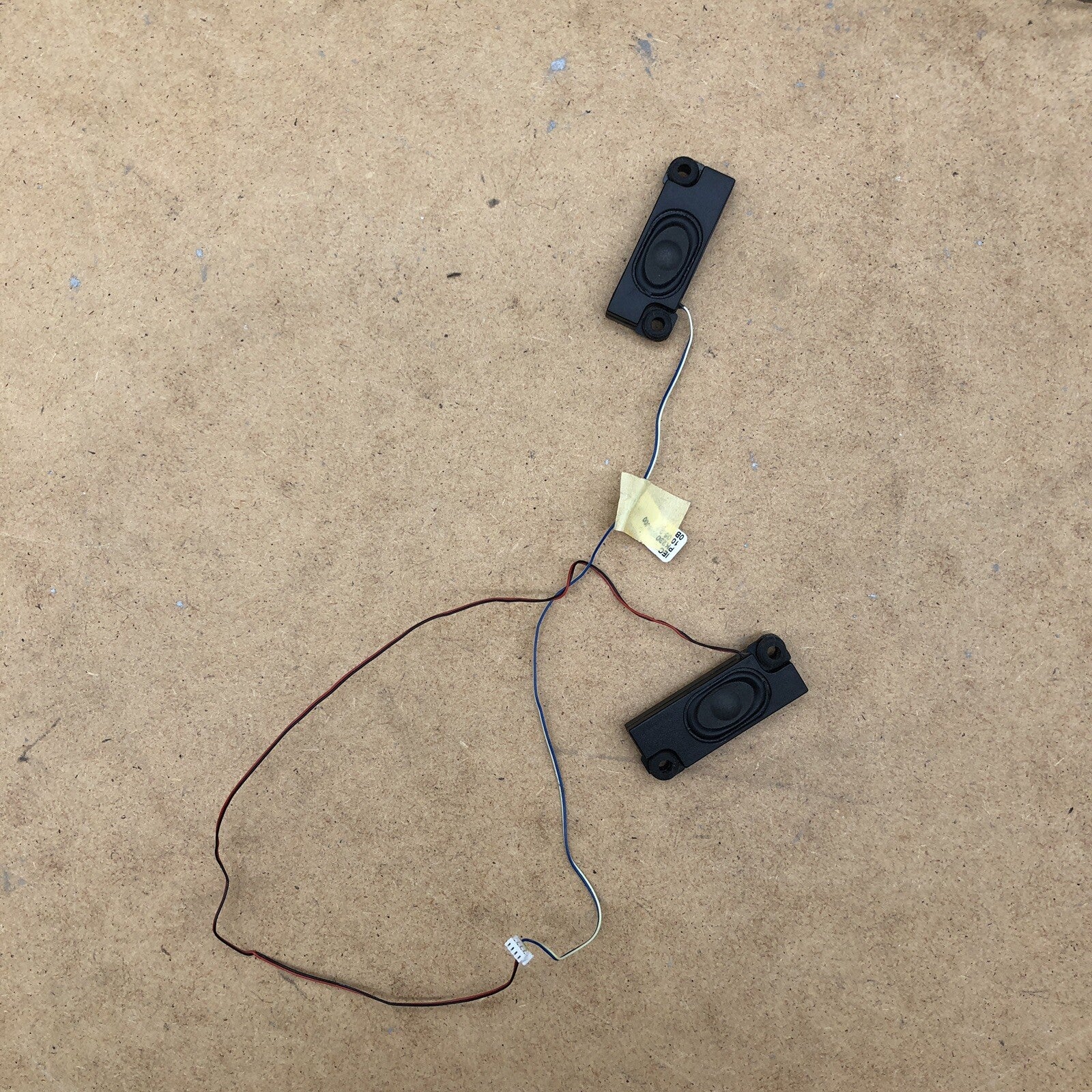 Enceintes - Toshiba Satellite L670-17E