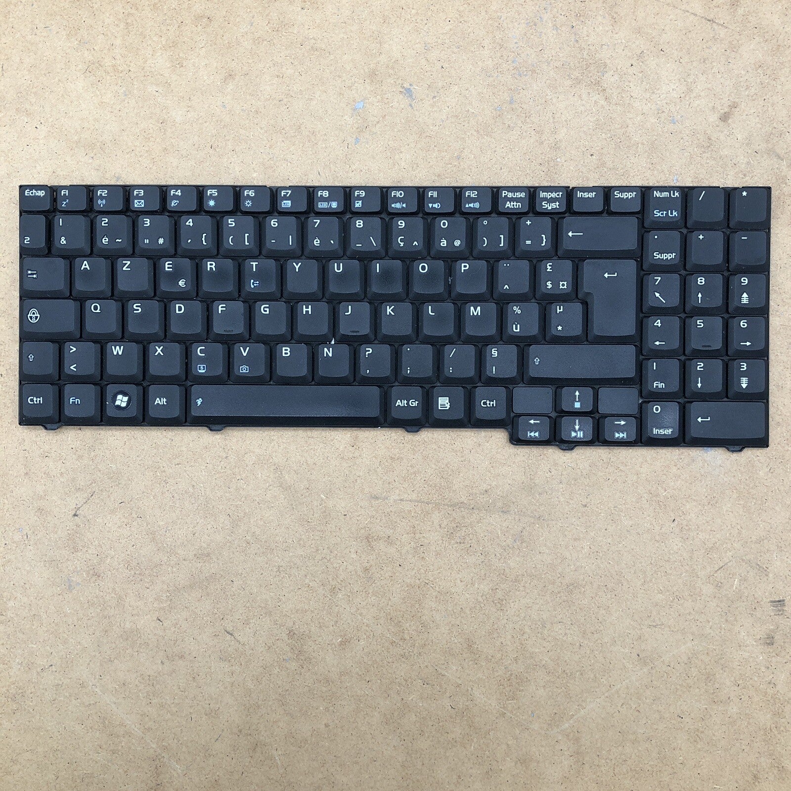 Clavier azerty - Asus X57V