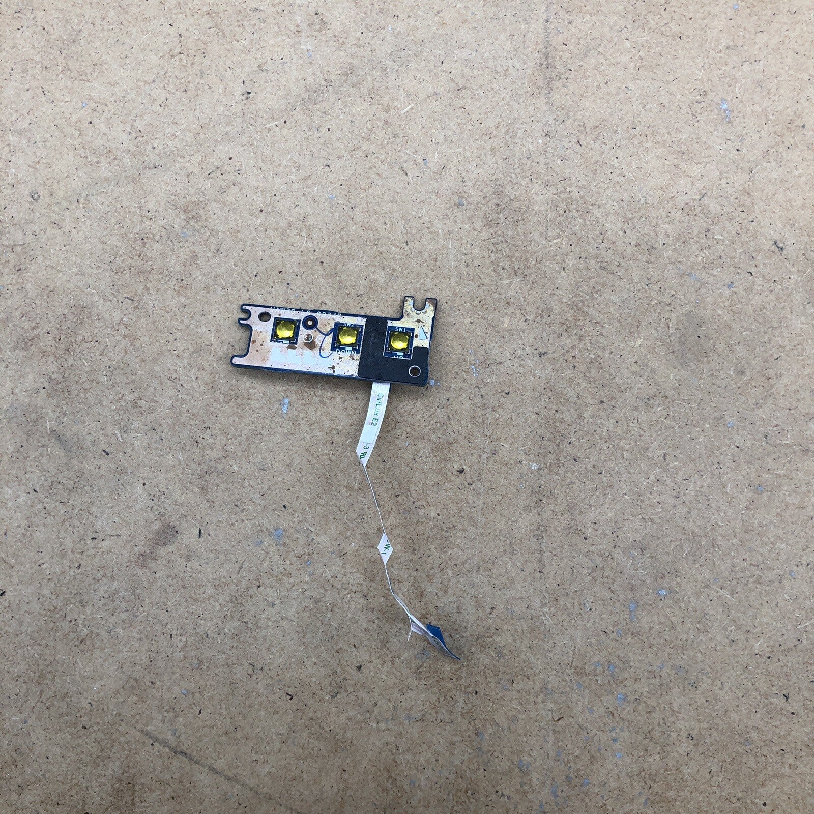 Boutons audio - Dell Latitude E5540
