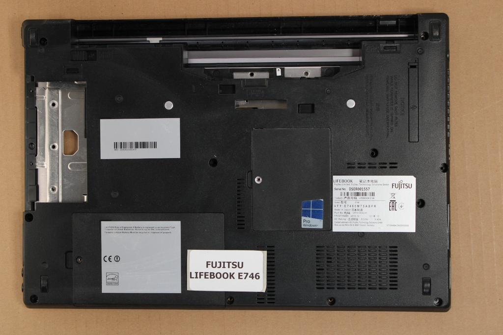 Plasturgie - Fujitsu Lifebook E746