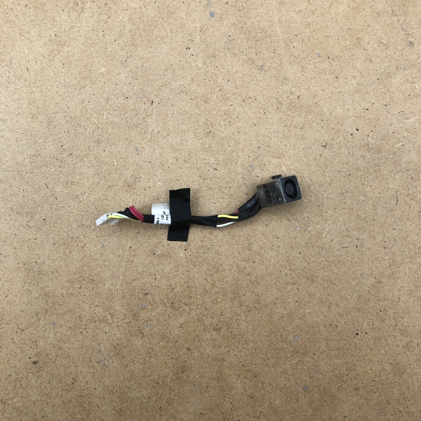 Connecteur de charge - Dell Latitude  E6220