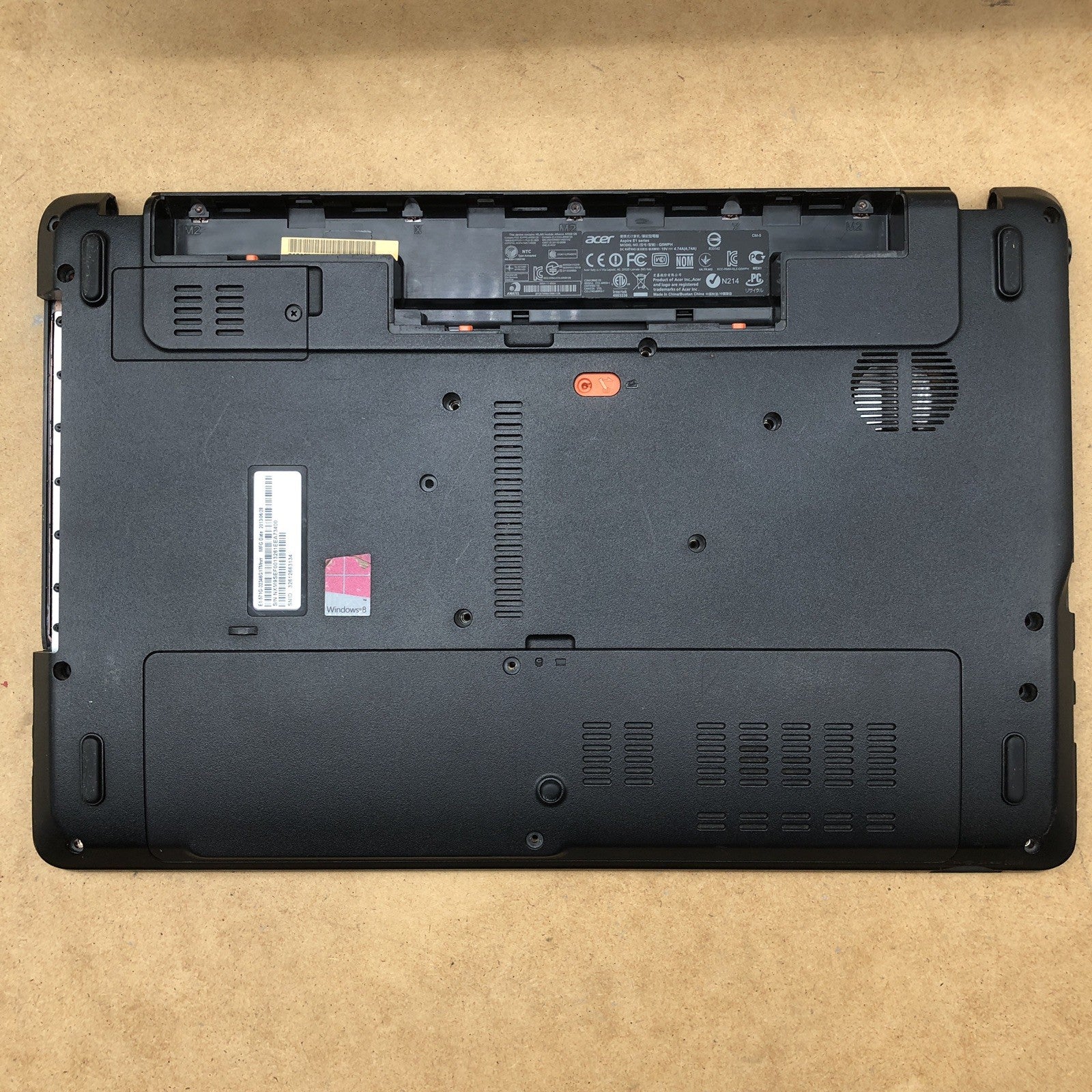 Plasturgie - Acer E1-571G