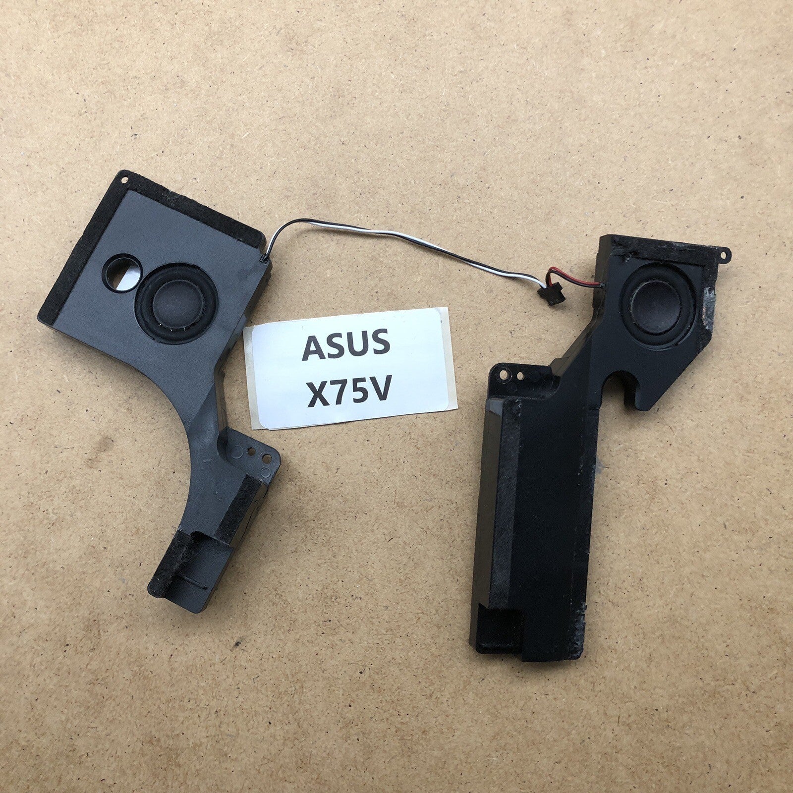 Enceintes - Asus X75V