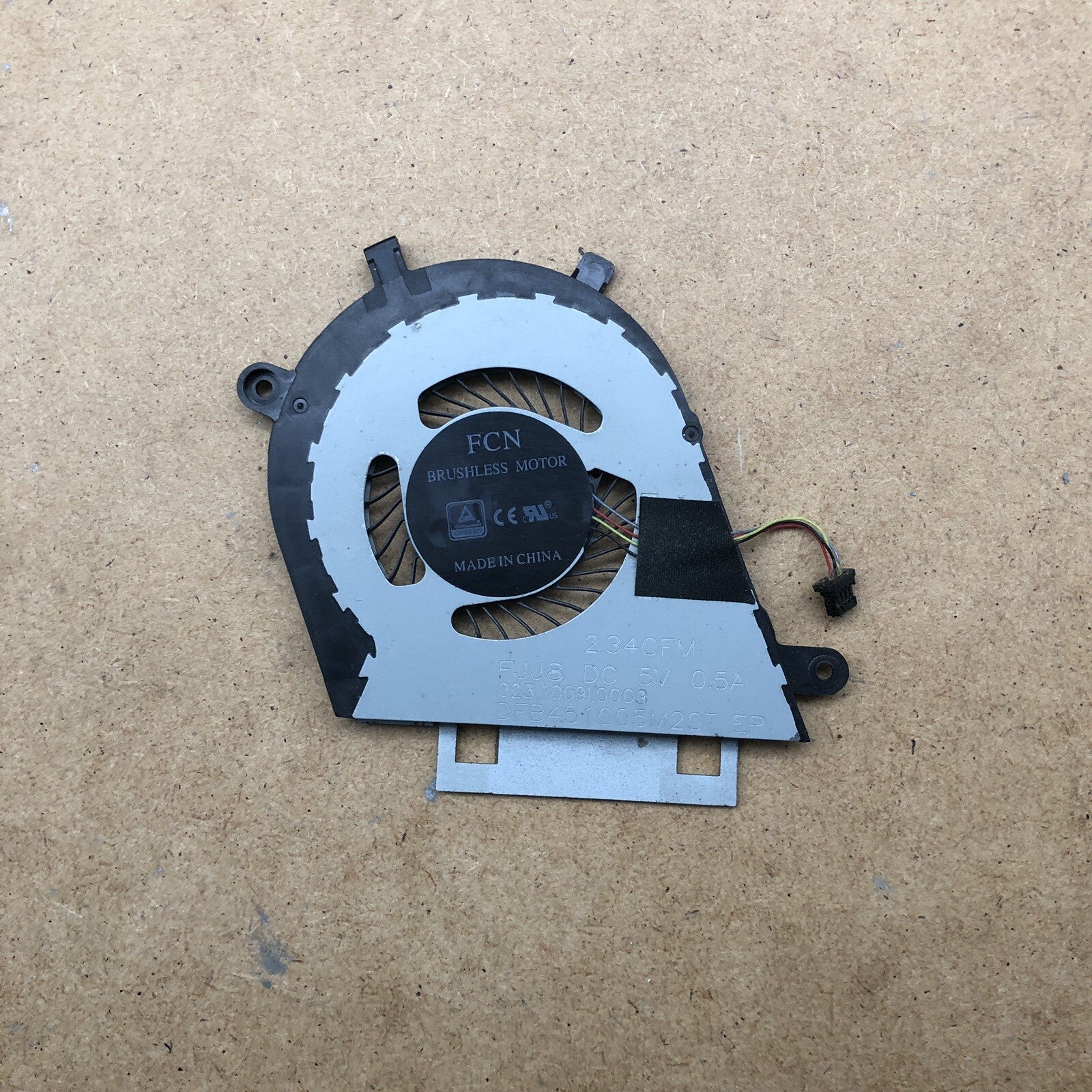 Ventilateur - Dell inspiron 7380